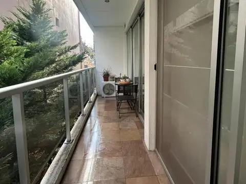 Departamento en Alquiler con 1 cocheras