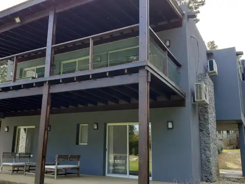 Casa en Alquiler Temporal de 4 dormitorios