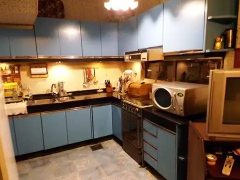 Casa 4 ambientes con 3 baños