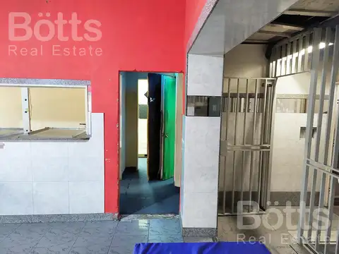 Depto Tipo Casa en Venta 70 años