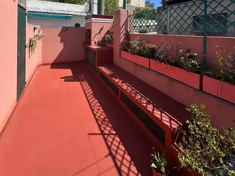 Depto Tipo Casa 3 ambientes con 2 baños