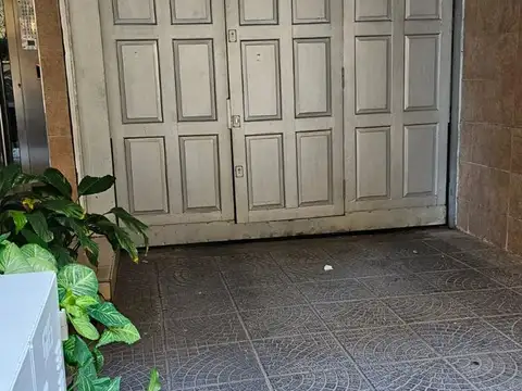 VENTA COCHERA EN CABALLITO YERBAL Y LORCA