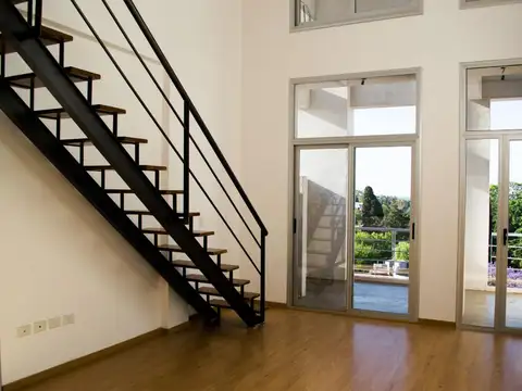 Rivadavia y Ruta Nac 8 - PILAR