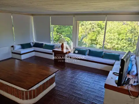 Hermosa casa en Solanas de 3 dormitorios con barbacoa y piscina