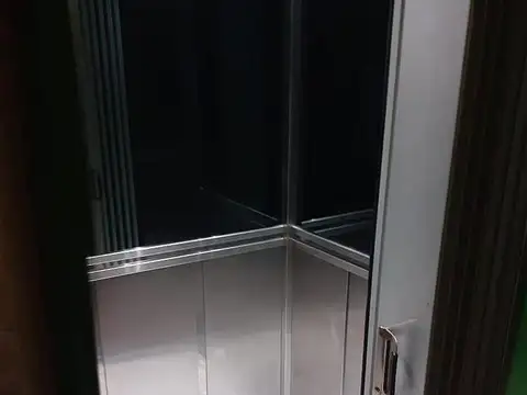 Oficina 2 ambientes con 1 baño