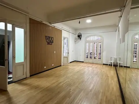 Local en Alquiler 82 años