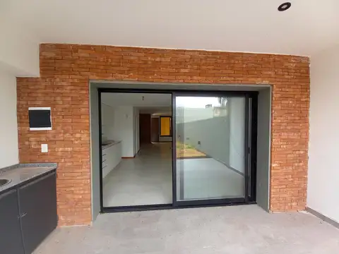 Casa en Venta al Este