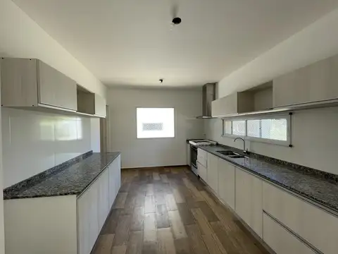 Casa en Venta en Funes, USD 260.000