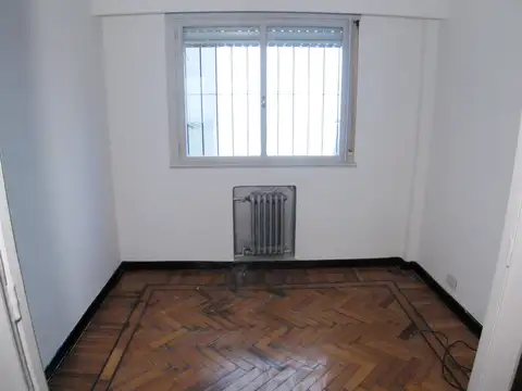 Departamento en Alquiler en Balvanera, $ 890.000