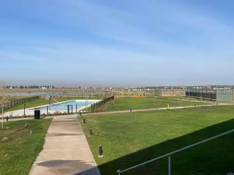 Terreno en Venta 20  mts Frente