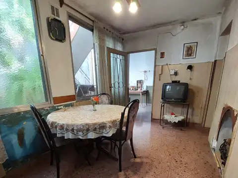 Depto Tipo Casa en Venta de 2 ambientes