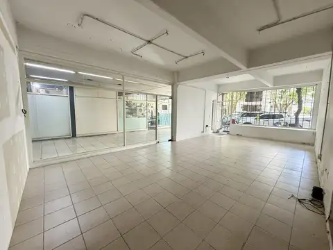 Local en Alquiler en Martinez, USD 1.100