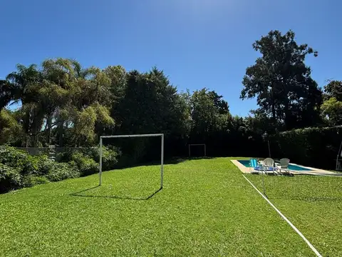 Casa en Venta con 1 cochera