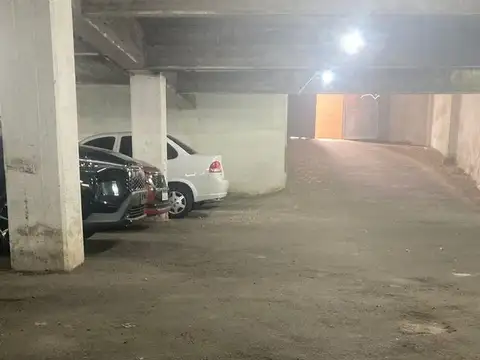 VENTA 6 COCHERAS EN BLOQUE EN ADROGUÉ