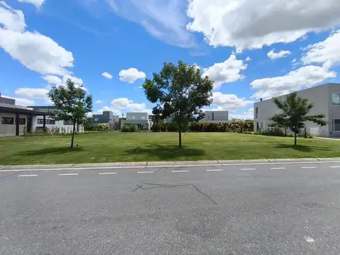 Terreno en Venta 18  mts Frente