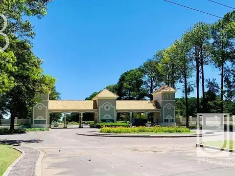 Terreno en Venta en Los Pinares Country Club, USD 50.000