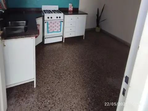 Depto Tipo Casa en Venta 40 años