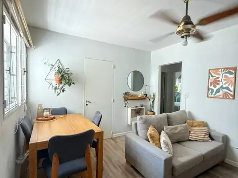 Santiago Bis 100, Piso 2