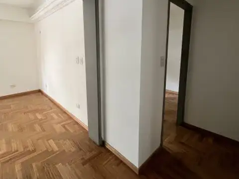 Oficina en Alquiler 35 años