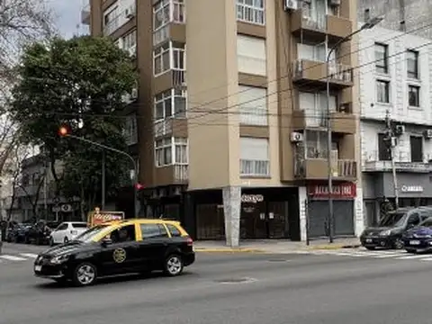 Estudio Profesional, Oficina o Consultorio de 3 ambientes.