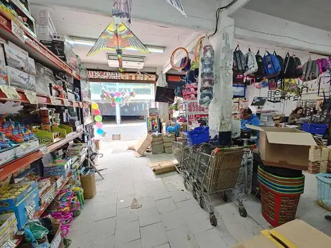 LOCAL COMERCIAL 425M2 GRAN LOTE PROPIO EN  ONCE