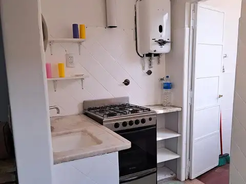 Depto Tipo Casa en Alquiler 50 años