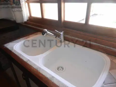 CENTURY21 VENDE ESPECTACULAR VIVIENDA EN BARRIO FURLOTTI
