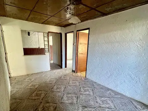 Casa 5 ambientes con 2 baños