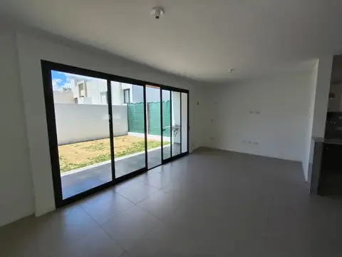 Casa en Alquiler A Estrenar