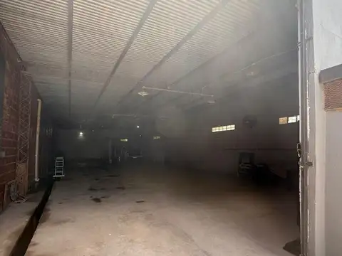 Galpón en Alquiler - Boggio 1611