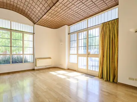 Casa en Venta en Coghlan, USD 620.000