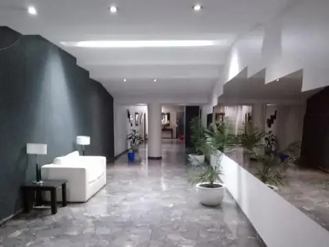 Escalada 46 , Piso 8