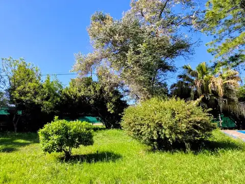 CASA QUINTA LOTE PROPIO 2000 M2 PISCINA QUINCHO