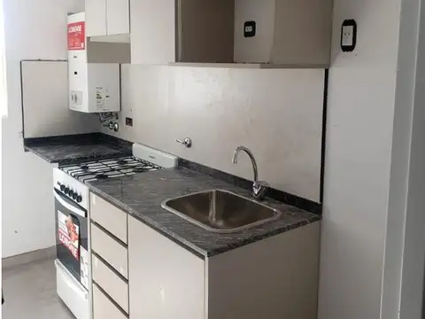 Av Bat De Ayacucho 1800