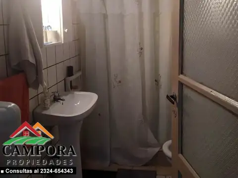 CASA A LA VENTA EN NAVARRO