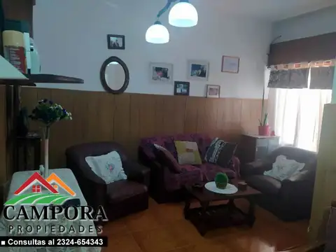 CASA A LA VENTA EN NAVARRO