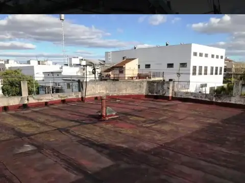 Casa en Venta con 6 cocheras