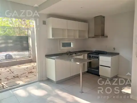 Casa en Venta en Adrogue, USD 180.000