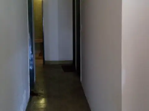 SE ACEPTA PERMUTA - CONSULTAR - SEMI PISO EN ESQUINA - EXCELENTE UBICACIÓN  