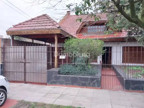 Bernardino Rivadavia 700