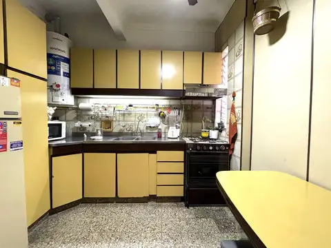 Depto Tipo Casa en Venta 60 años