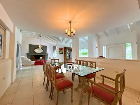 Casa en Venta de 4 dormitorios