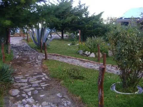 Casa 6 ambientes con 5 baños