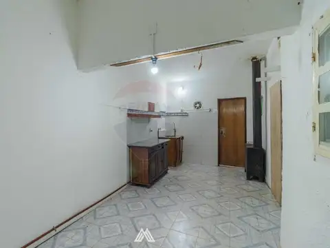 Avenida Capitan Leal de Ibarra 5900