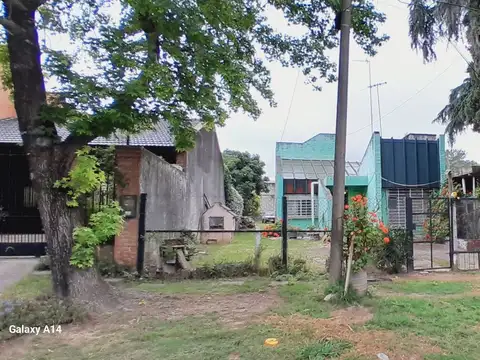 Casa a remodelar con gran terreno 500 mts2