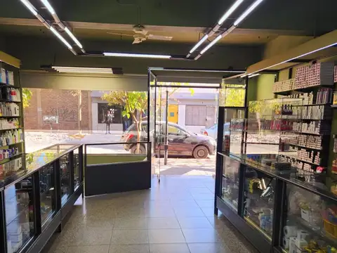 Local en Alquiler en Maipu, USD 2.000