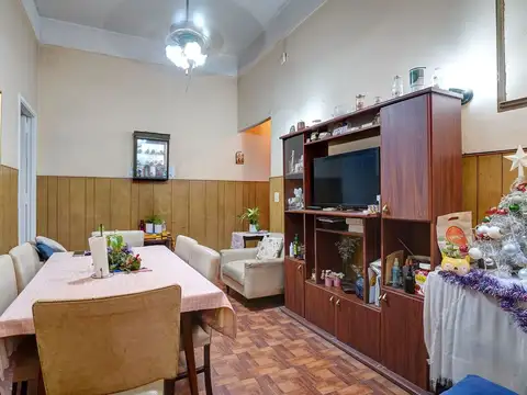 Avenida Caseros 4000