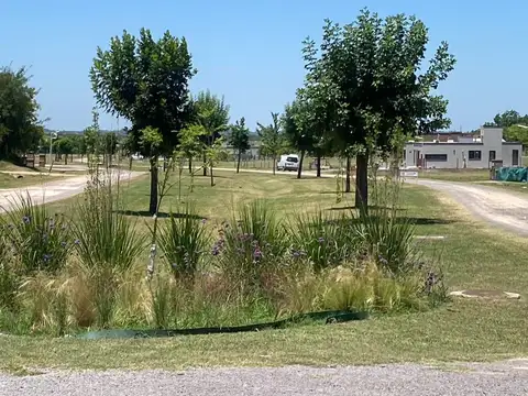 Terreno en Venta en Las Calandrias, USD 22.000