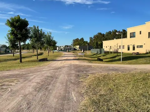 Terreno en Venta en Las Calandrias, USD 22.000