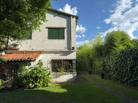 Casa en Alquiler, Vías a Libertador - Martínez.
